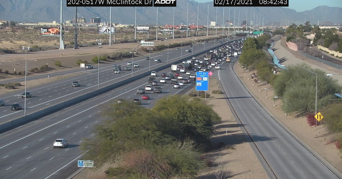 Fatal crash partially closes Loop 202 near Kyrene Road | FOX 10 Phoenix