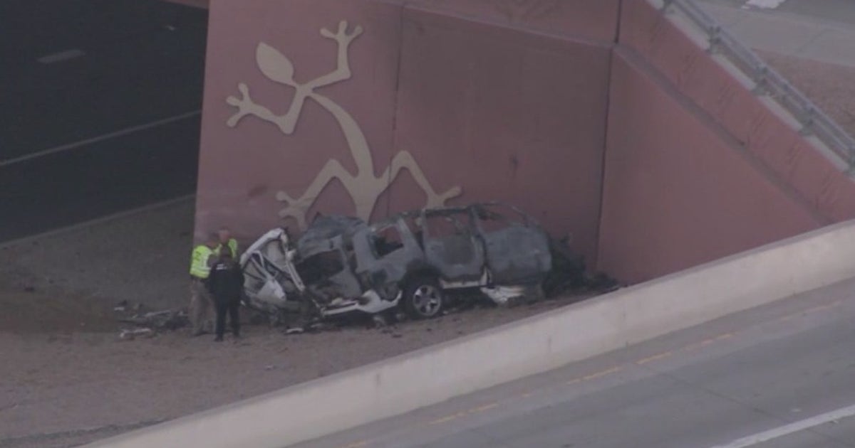 Loop 202 reopens at Broadway following fatal crash | FOX 10 Phoenix