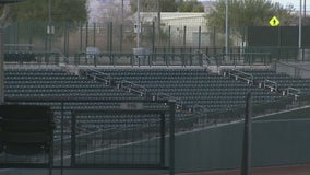 MLB players beginning to report to Arizona spring training facilities