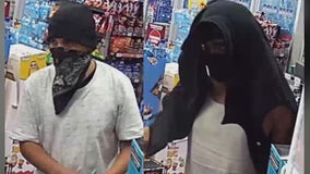 PD: Robbery suspects seen stealing cash, lottery tickets from west Phoenix store