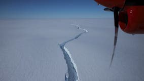 Massive iceberg, 20x the size of Manhattan, breaks off in Antarctic