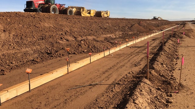 Work on freeway extension project underway in metro Phoenix