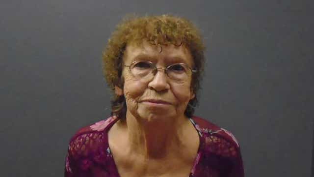 Bullhead City PD: Woman assaulted boyfriend with a hammer because he left TV on