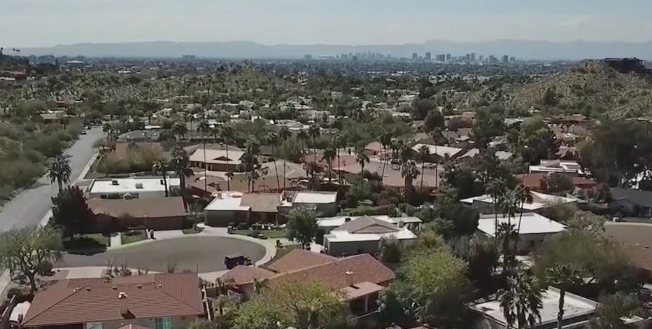 Phoenix-area housing market booming as many pay far over selling price