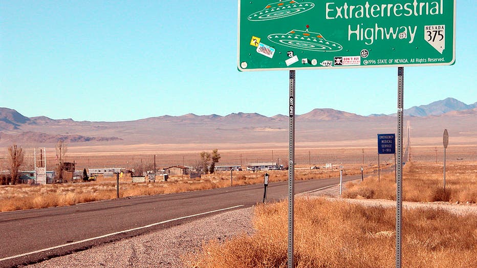 Et hundrede år leninismen Tilmeld 80 acre cattle ranch bordering Area 51 for sale - including mailbox sought  out by alien enthusiasts