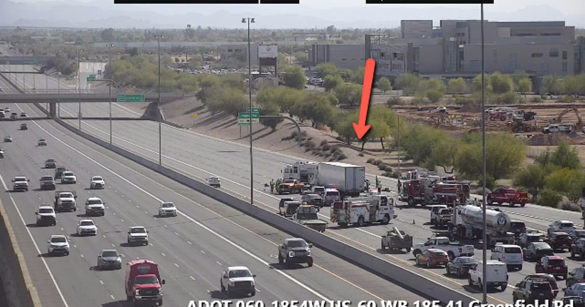 Eastbound US 60 reopens near Higley following 2-car crash | FOX 10 Phoenix