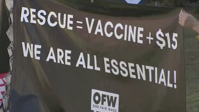 Phoenix rally attendees call on Sen. Sinema to back $15 minimum wage