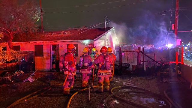 Phoenix FD: Woman hospitalized in Sunnyslope apartment fire