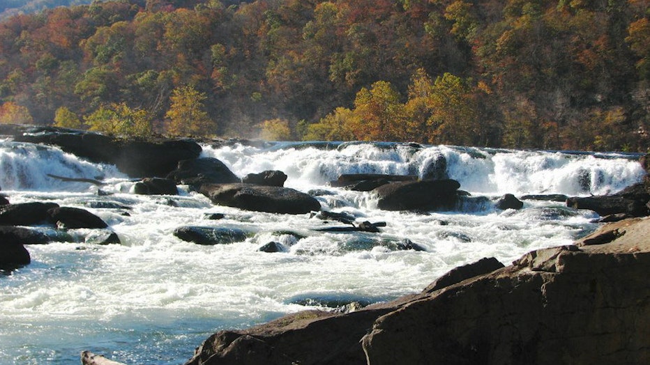 Sandstone-Falls.jpg