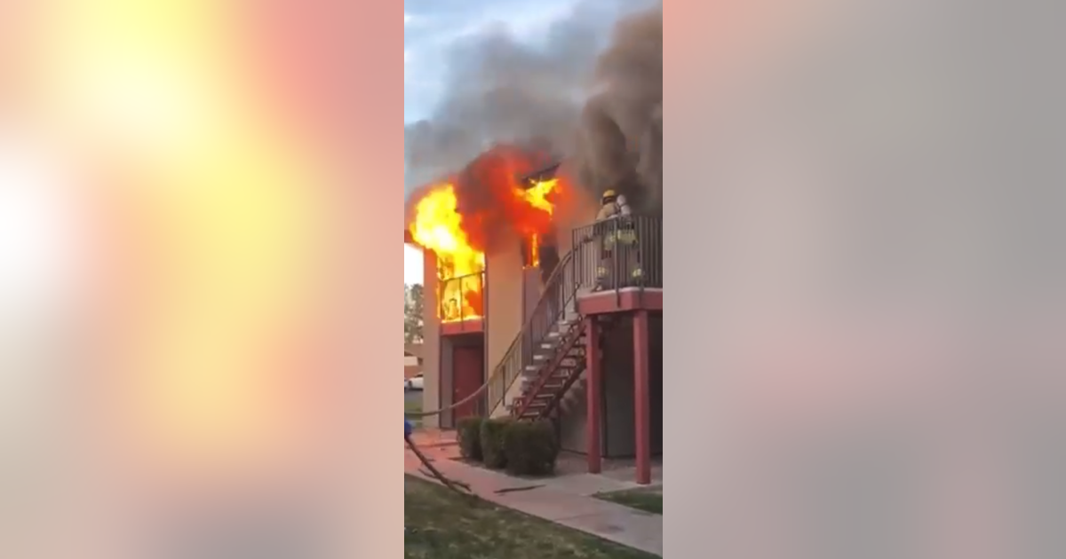 Woman found dead in apartment fire with 10-foot flames in Phoenix | FOX ...