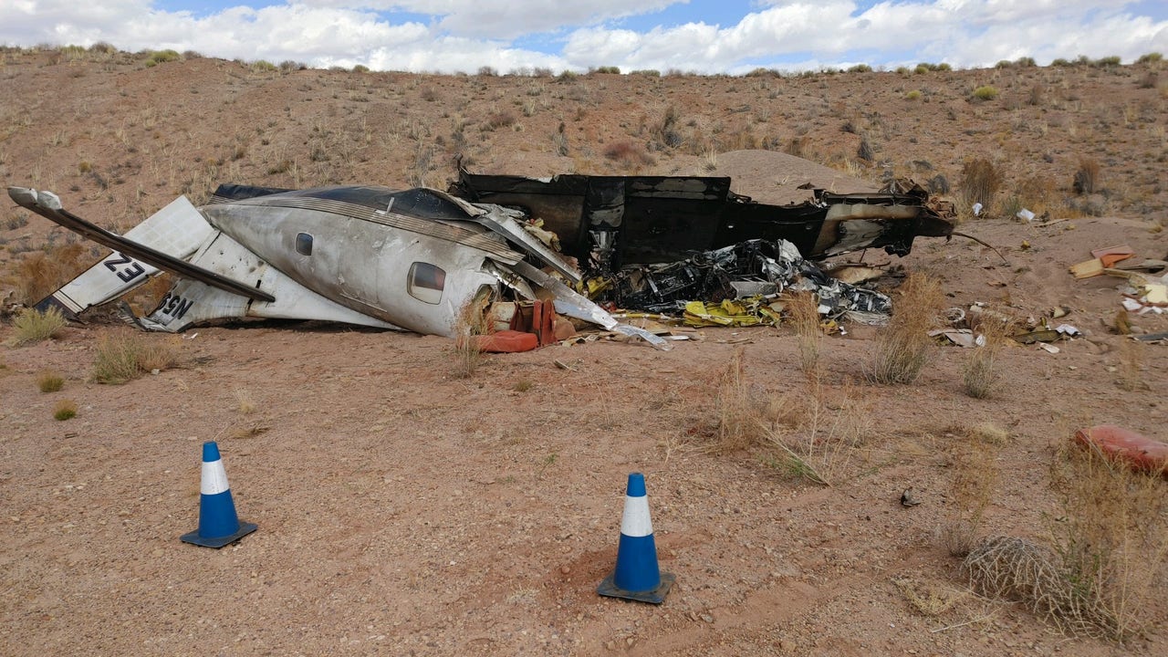 Two killed in plane crash near Winslow cause under investigation