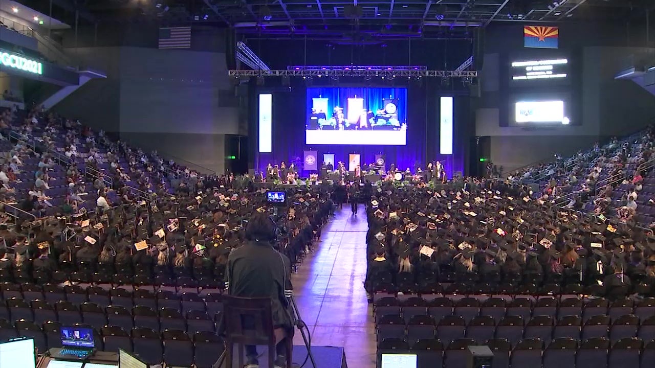 Grand Canyon University celebrates biggest graduating class in its history