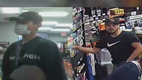 Phoenix Police searching for Circle K robbery suspects