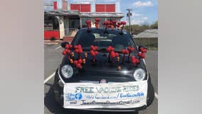 NJ couple giving free rides to COVID-19 vaccine sites in one-of-a-kind virus-shaped car