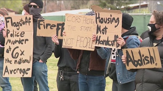 Supporters, opponents of police defunding gather at city hall in Flagstaff