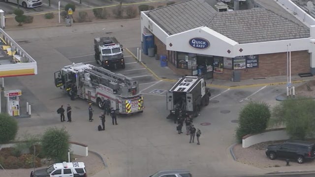 Suspect hospitalized following barricade situation at Mesa gas station