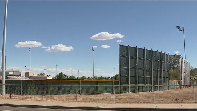 Residents in Scottsdale neighborhood crying foul over new school stadium lights