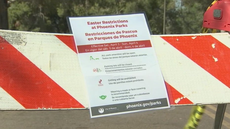 roadrunner park barricade sign