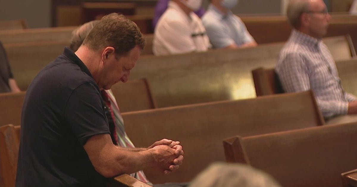 Many Arizona churches allowing fully vaccinated parishioners to ditch ...