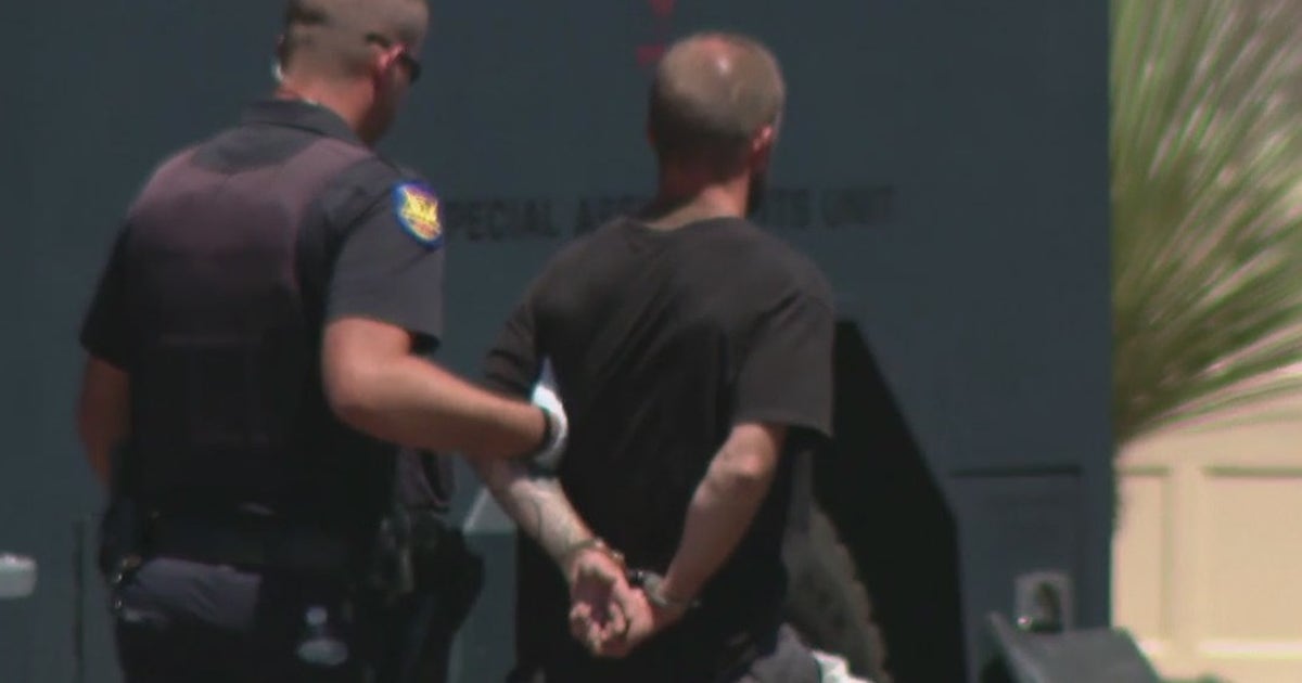 Man arrested after hours-long barricade situation at north Phoenix home ...
