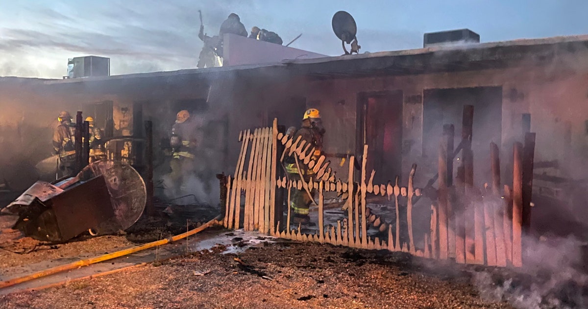 Phoenix firefighter injured, multiple apartments burned in fire | FOX ...