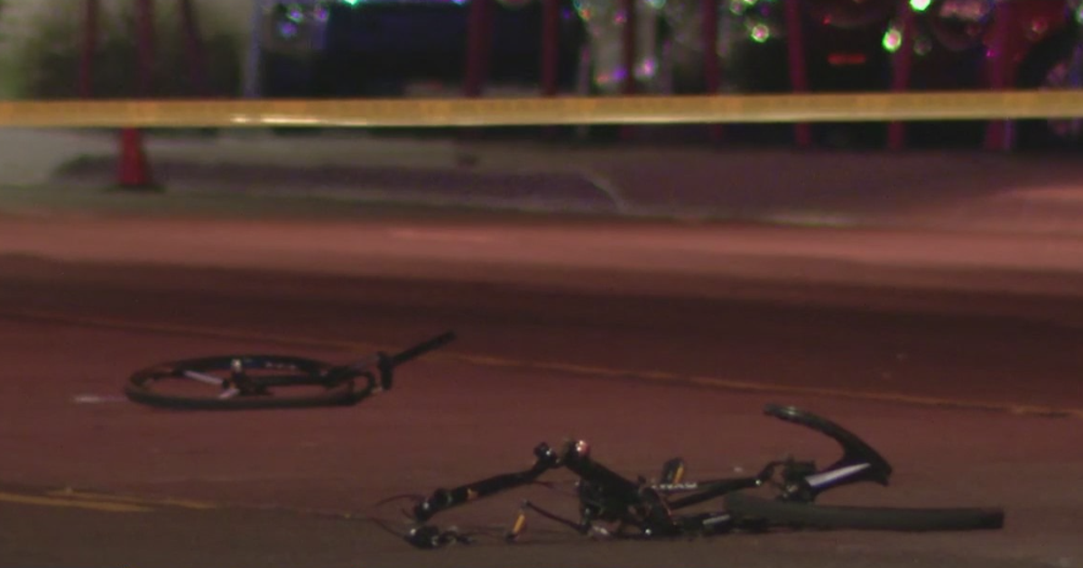 PD: Driver sought after bicyclist hit, killed in Mesa | FOX 10 Phoenix