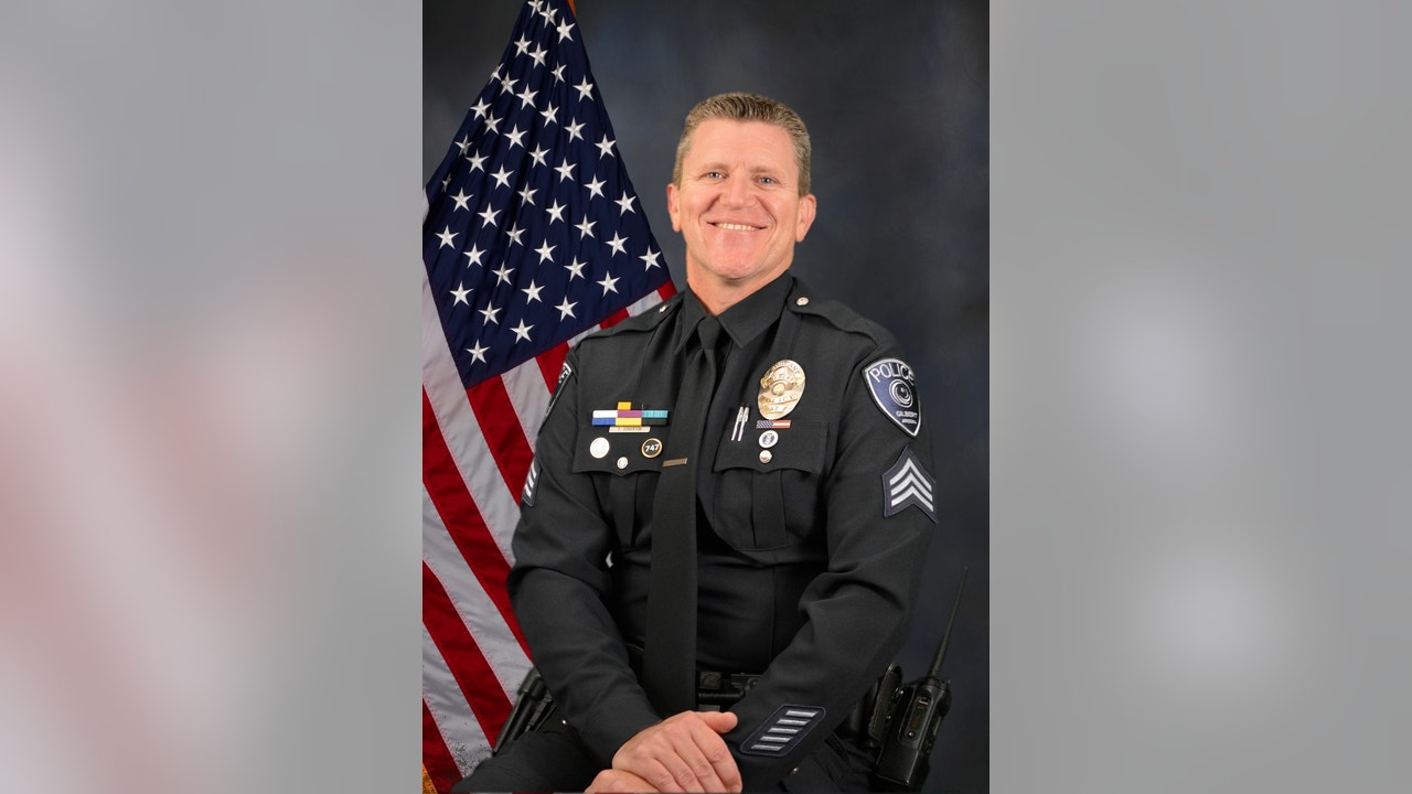 Off-duty Gilbert police officer seriously hurt by DUI driver on Loop-101, DPS says - Vimarsana News