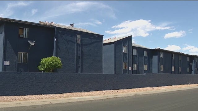 Residents at Glendale apartment complex without AC