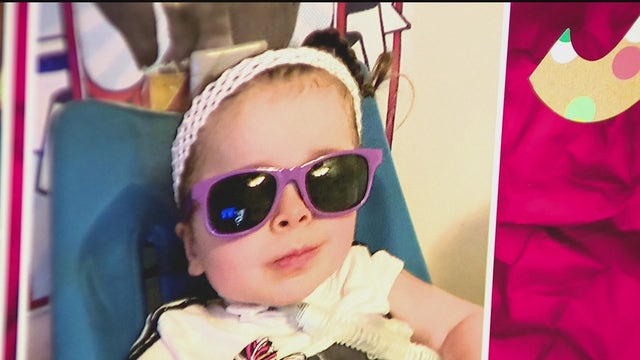 Arizona woman meets blood donor who helped save her 5-year-old daughter's life