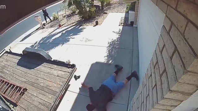 Phoenix PD: Suspect shot after pointing firearm at officer while exiting home; body cam video released
