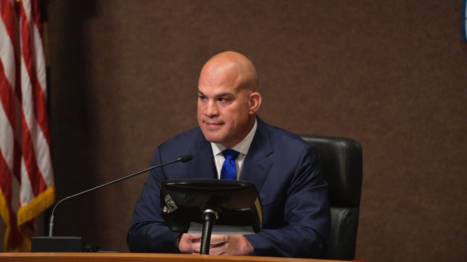 Tito Ortiz resigns Huntington Beach City Council