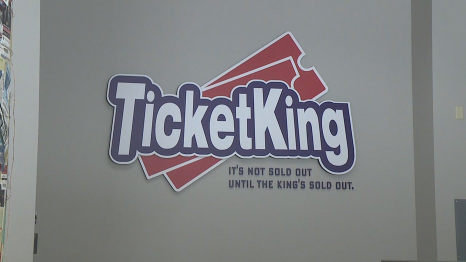 5P-BUCKS-TICKETS-PKG_WITIce64_146_mxf_00.00.22.jpg
