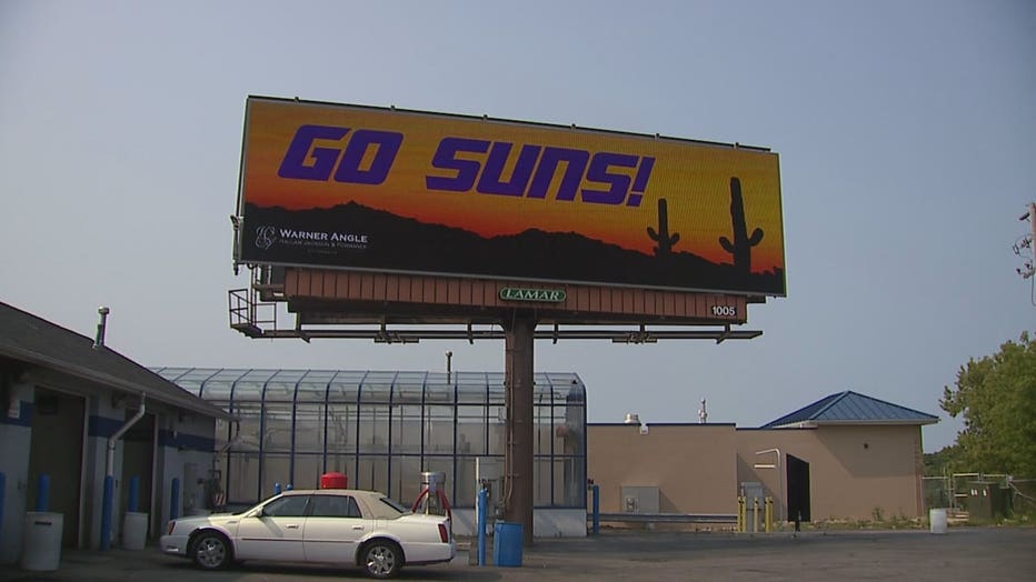 ASH-SUNS-BILLBOARD-10PM-PKG-7_19_WITI50fe_186_mp4_00.01.14.13.jpg