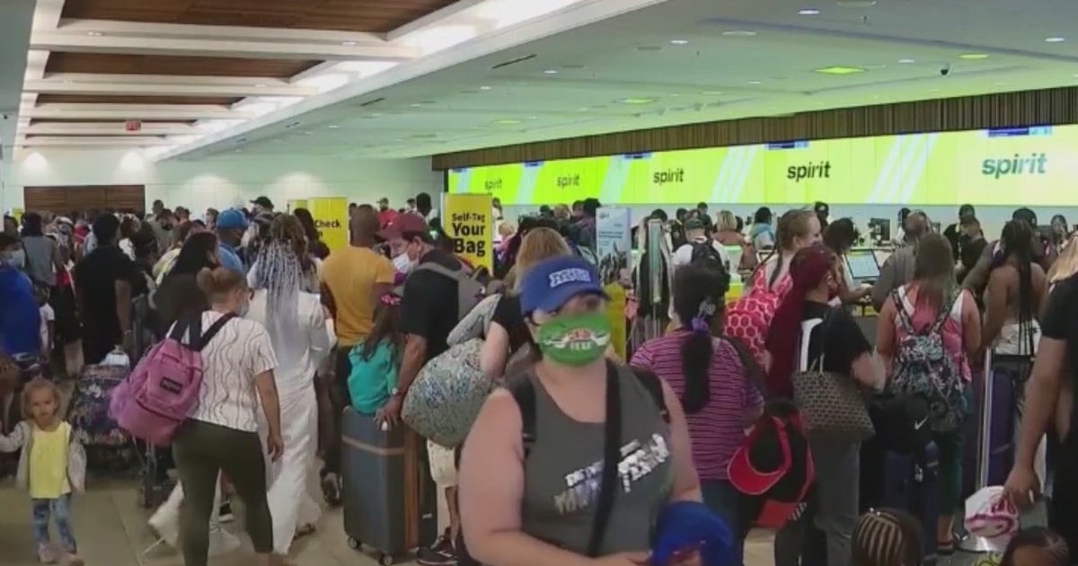 Sky Harbor and other flights cancelled leaving travelers stranded | FOX ...
