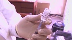 Expecting mother in the Phoenix area gets vaccinated against COVID-19