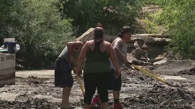 2 weeks after storm brought devastating flooding, Miami residents are still cleaning up
