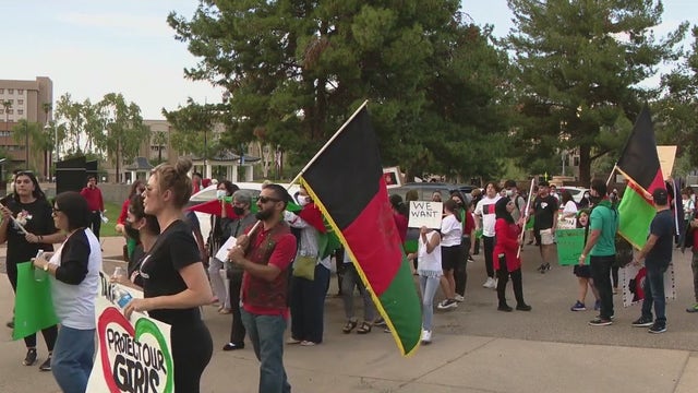 Afghans in Phoenix hold rally in support of compatriots caught in U.S. withdrawal