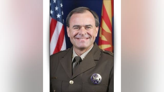 Arizona sheriff who operated boat drunk off probation early