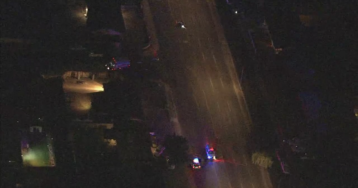 1 dead, 2 hurt in motorcycle crash in west Phoenix | FOX 10 Phoenix