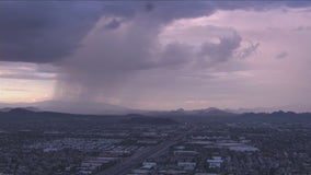 Monsoon storm making its way over Arizona once again