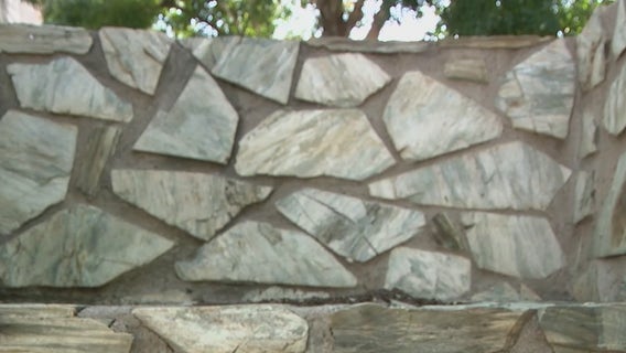 Bust of late Arizona Senator Carl Hayden stolen outside state capitol