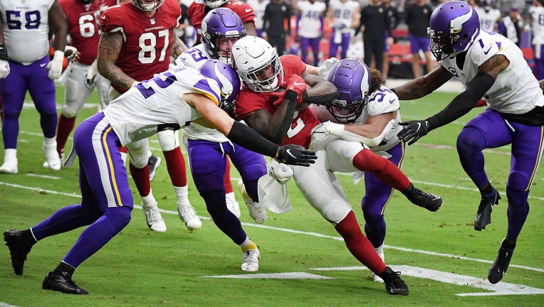 Arizona Cardinals defeat Vikings 34-33.