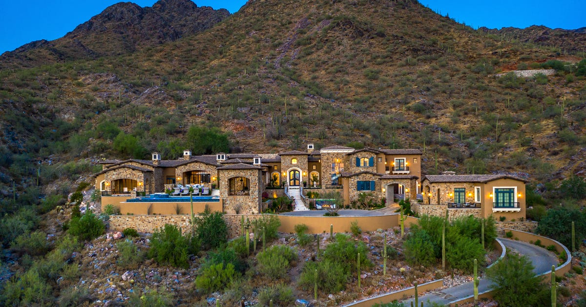 KSAZ-Castle-On-The-Hill-1-