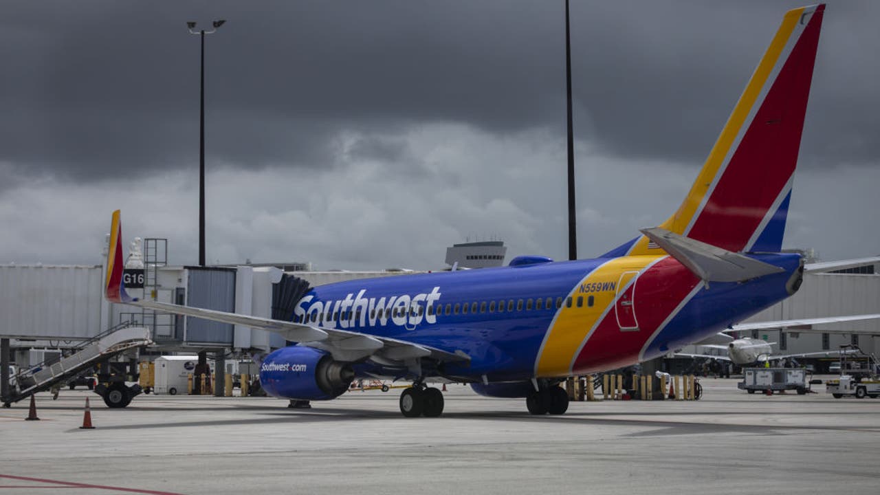 Southwest Airlines, FAA Differ Over Cause For Cancellations | FOX 10 ...