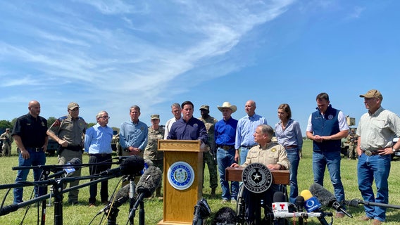 Arizona Gov. Ducey goes to Texas in border push with other GOP governors