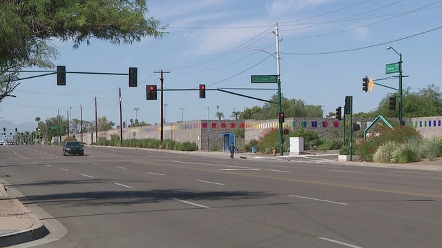 Woman dies after SUV crashes into wall in north Phoenix