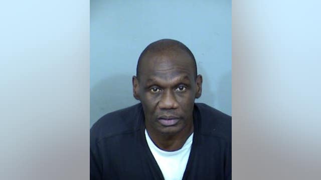 Man accused of shooting 2 people in downtown Phoenix