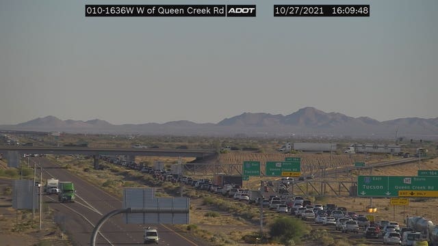 I-10 reopens at Queen Creek Road after 3-vehicle crash