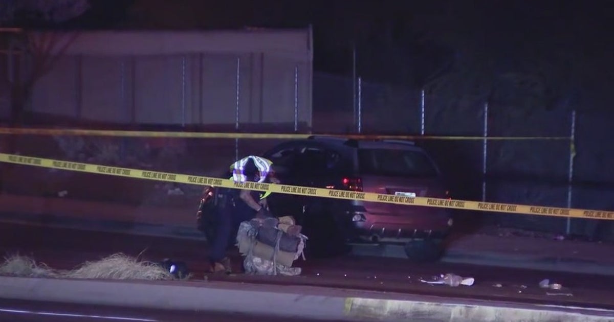 Pedestrian dies after being hit by vehicle in Tempe | FOX 10 Phoenix