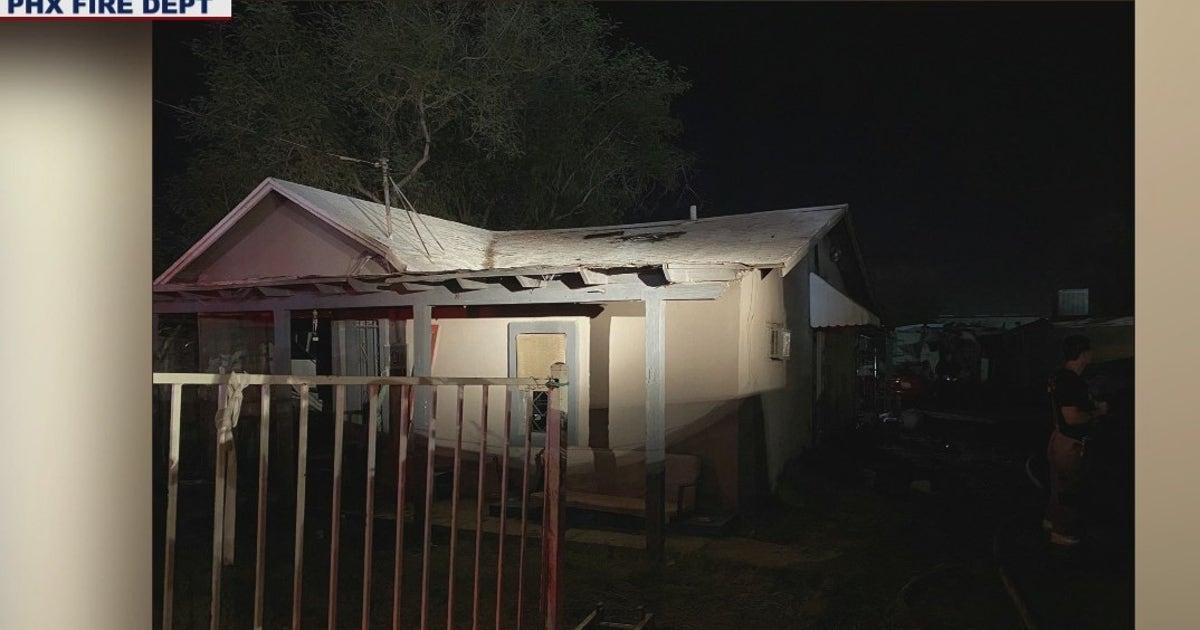 Man hospitalized after Phoenix house fire | FOX 10 Phoenix